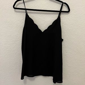 Socialite Scallop Tank